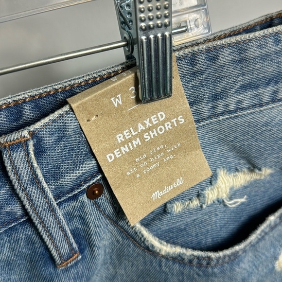 NWT Madewell Relaxed Destructed Edition Denim Shorts Size 33 - Picture 5 of 12